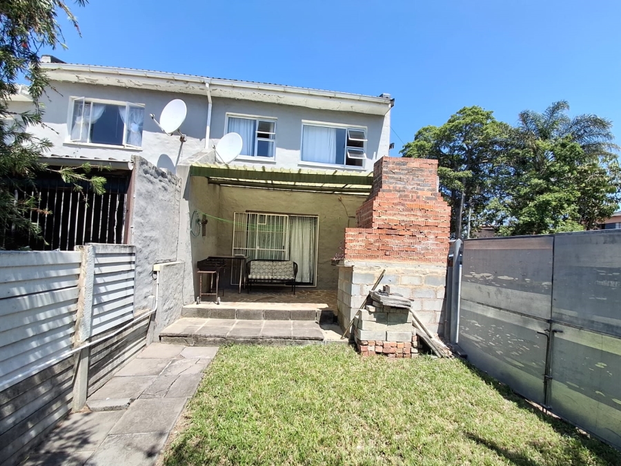 3 Bedroom Property for Sale in Cambridge Eastern Cape